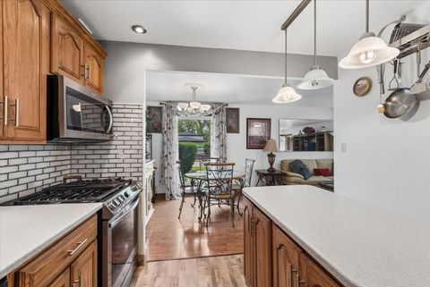 Tiny photo for 15622 Madison Avenue, Dolton, IL 60419 (MLS # 12652682)