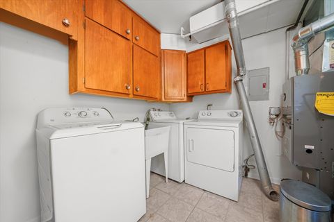 Tiny photo for 510 S 6th Avenue, La Grange, IL 60525 (MLS # 12466561)