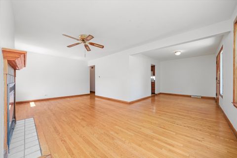 Tiny photo for 510 S 6th Avenue, La Grange, IL 60525 (MLS # 12466561)