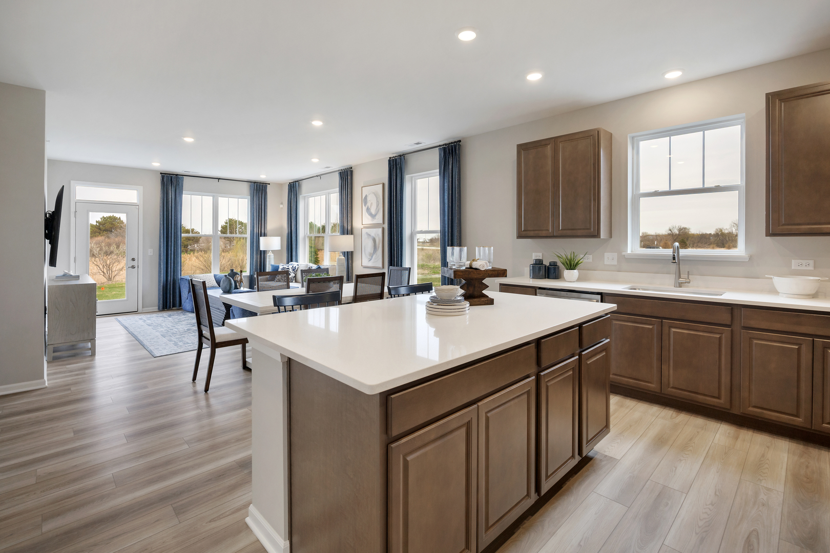 12091 Chandra Circle