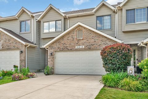Photo of 16636 Winding Creek Road, Plainfield, IL 60586 (MLS # 12481459)