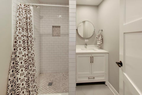 Tiny photo for 517 S Pine Street, Mount Prospect, IL 60056 (MLS # 12787676)