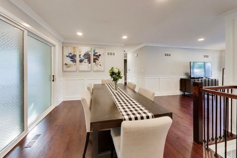 Tiny photo for 517 S Pine Street, Mount Prospect, IL 60056 (MLS # 12787676)