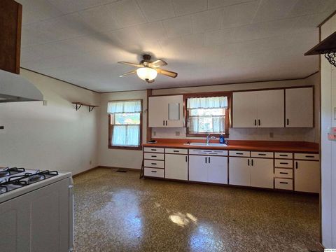 Tiny photo for 401 Ravenscroft Ave. Ave, Versailles, IL 62378 (MLS # 12491641)