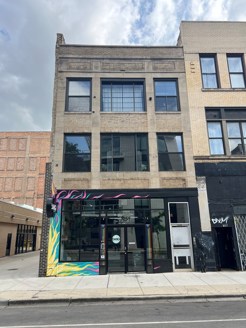 1259 N Milwaukee Avenue
