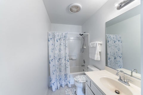 Tiny photo for 1237 E Greystone Drive, Round Lake Beach, IL 60073 (MLS # 12765184)