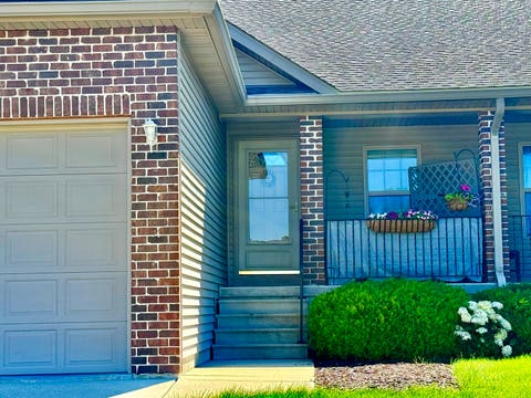 Tiny photo for 2708 Deer Court, Ottawa, IL 61350 (MLS # 12686097)