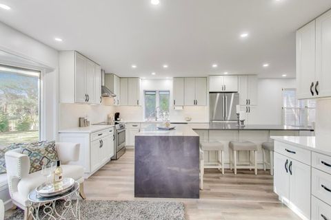 Tiny photo for 1925 Ivy Lane, Northbrook, IL 60062 (MLS # 12514097)