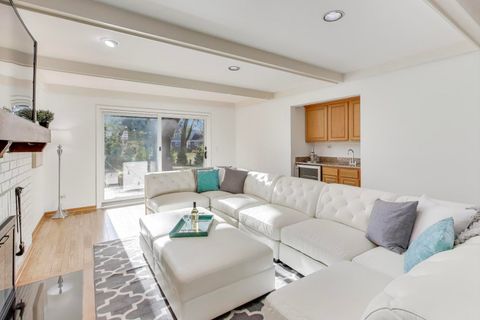 Tiny photo for 1925 Ivy Lane, Northbrook, IL 60062 (MLS # 12514097)