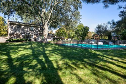 Tiny photo for 1925 Ivy Lane, Northbrook, IL 60062 (MLS # 12514097)