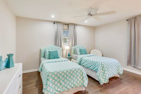 Tiny photo for 1925 Ivy Lane, Northbrook, IL 60062 (MLS # 12514097)