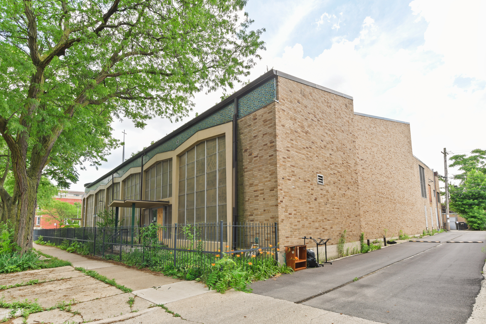 2501 W Thomas Street