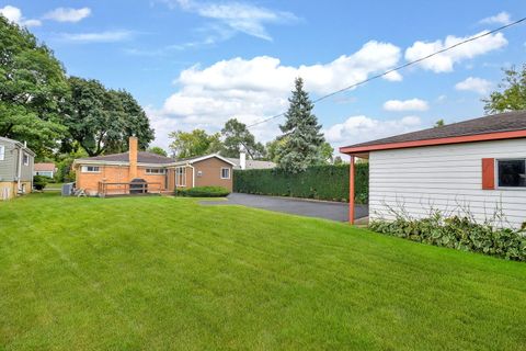 Tiny photo for 220 N Martha Street, Lombard, IL 60148 (MLS # 12490719)