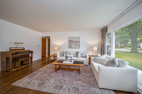 Tiny photo for 220 N Martha Street, Lombard, IL 60148 (MLS # 12490719)