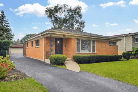 Photo of 220 N Martha Street, Lombard, IL 60148 (MLS # 12490719)