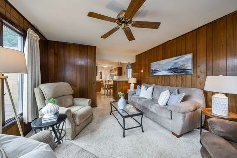 Tiny photo for 220 N Martha Street, Lombard, IL 60148 (MLS # 12490719)