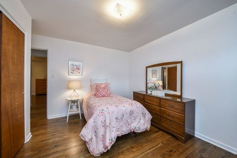 Tiny photo for 220 N Martha Street, Lombard, IL 60148 (MLS # 12490719)
