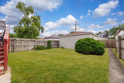 Tiny photo for 8949 S Elizabeth Street, Chicago, IL 60620 (MLS # 12486464)