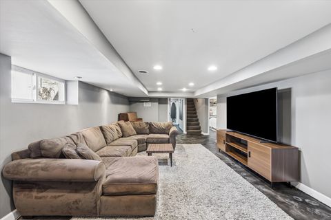 Tiny photo for 293 N Illinois Street, Elmhurst, IL 60126 (MLS # 12596130)