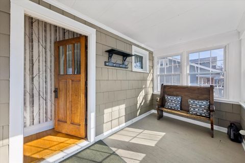 Tiny photo for 293 N Illinois Street, Elmhurst, IL 60126 (MLS # 12596130)