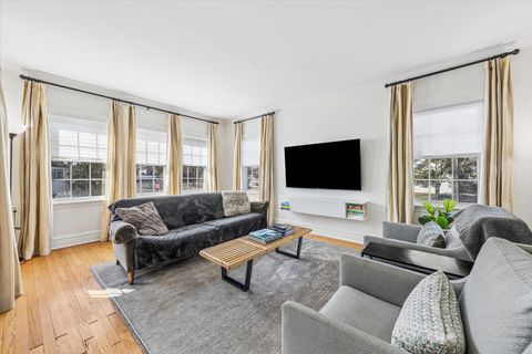 Tiny photo for 293 N Illinois Street, Elmhurst, IL 60126 (MLS # 12596130)