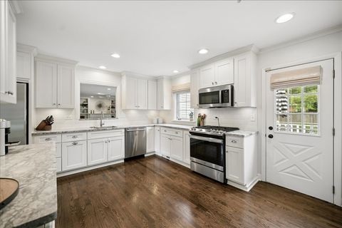 Tiny photo for 1810 Culver Lane, Glenview, IL 60025 (MLS # 12625022)