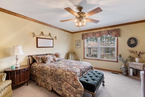 Tiny photo for Gurnee, IL 60031 (MLS # 12562926)