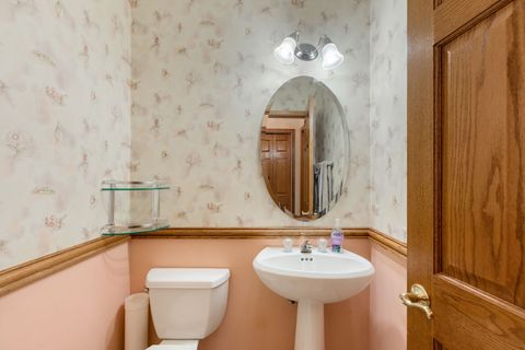 Tiny photo for Gurnee, IL 60031 (MLS # 12562926)