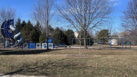 Tiny photo for Gurnee, IL 60031 (MLS # 12562926)