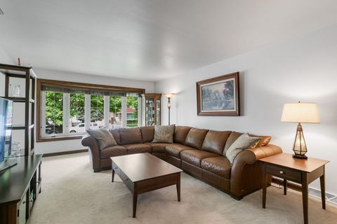 Tiny photo for 9429 S 55th Avenue, Oak Lawn, IL 60453 (MLS # 12529902)