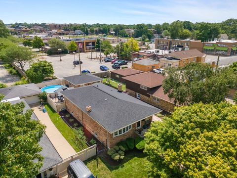 Tiny photo for 9429 S 55th Avenue, Oak Lawn, IL 60453 (MLS # 12529902)