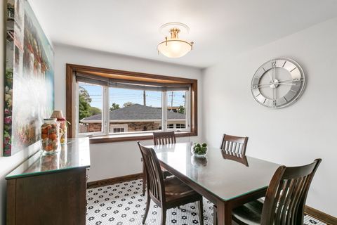 Tiny photo for 9429 S 55th Avenue, Oak Lawn, IL 60453 (MLS # 12529902)