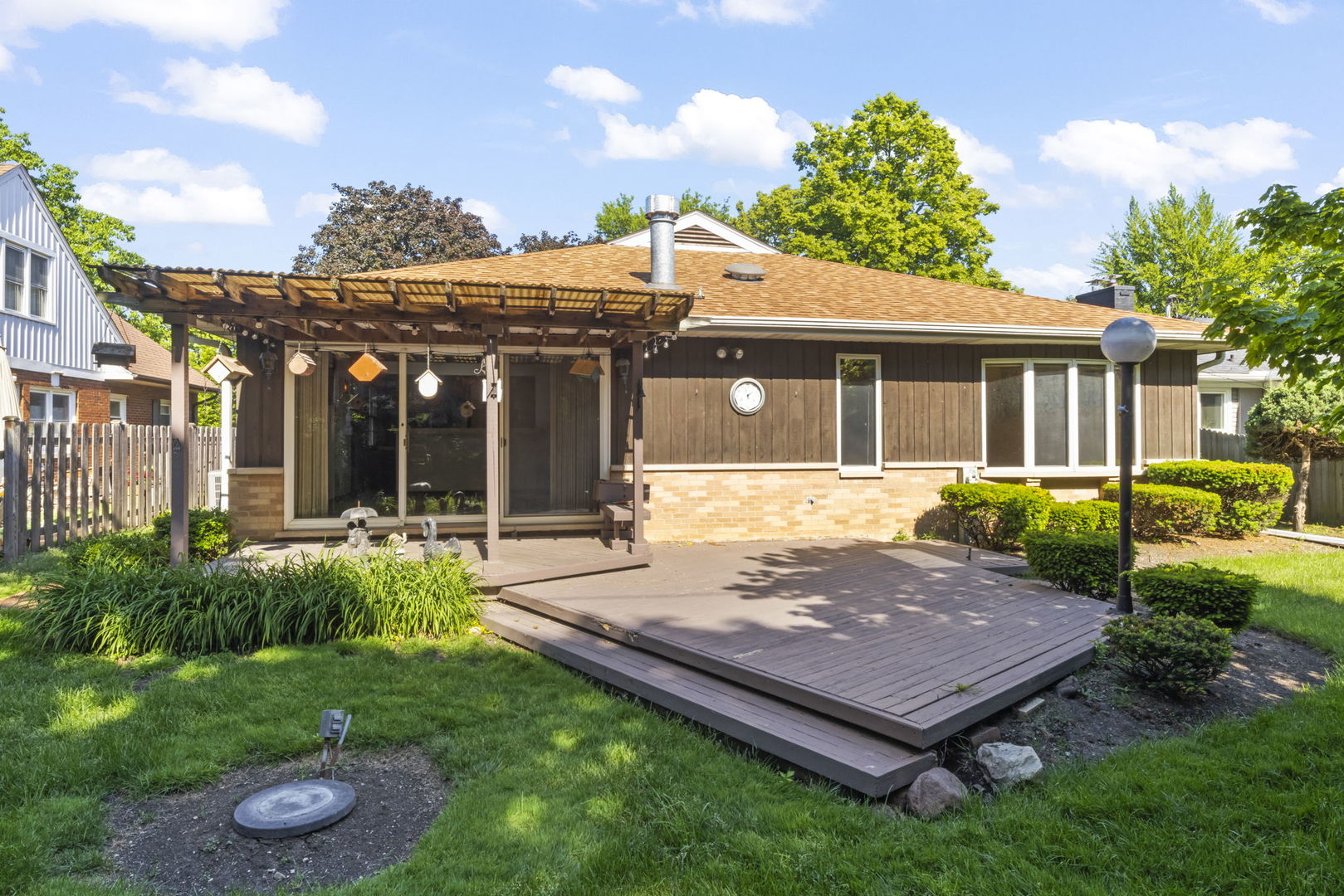 637 Oriole Avenue