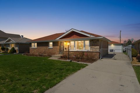Tiny photo for 7824 W 74th Street, Bridgeview, IL 60455 (MLS # 12611638)