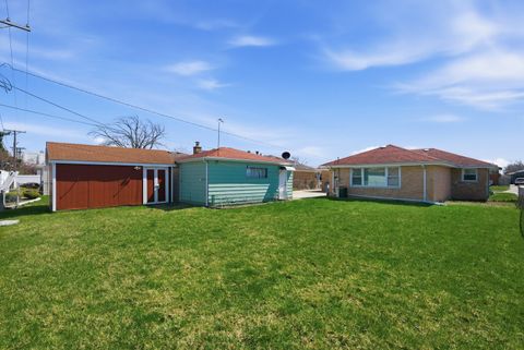 Tiny photo for 7824 W 74th Street, Bridgeview, IL 60455 (MLS # 12611638)