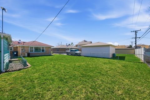 Tiny photo for 7824 W 74th Street, Bridgeview, IL 60455 (MLS # 12611638)