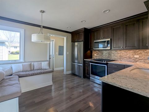 Tiny photo for 2404 Hawk Lane, Rolling Meadows, IL 60008 (MLS # 12606182)