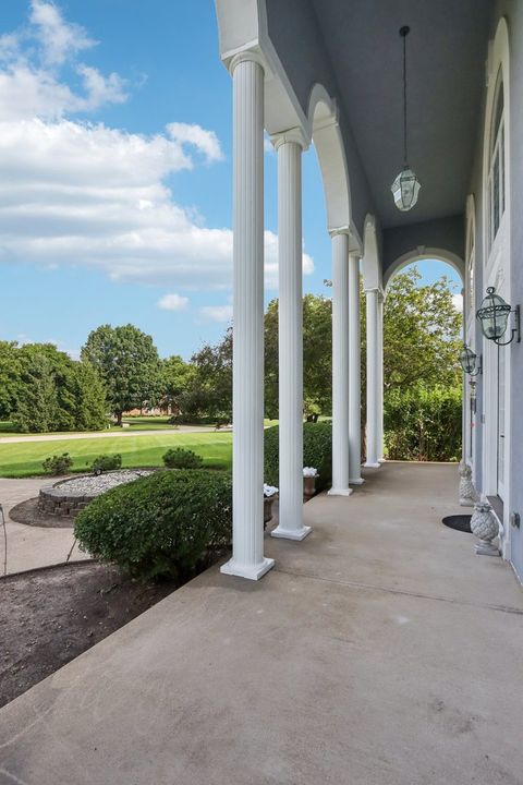 Tiny photo for 6605 Oakwood Manor Drive, Crystal Lake, IL 60012 (MLS # 12425088)