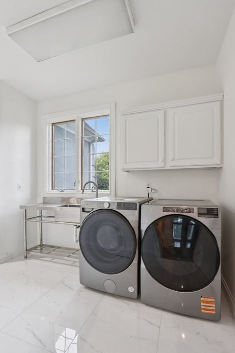 Tiny photo for 6605 Oakwood Manor Drive, Crystal Lake, IL 60012 (MLS # 12425088)