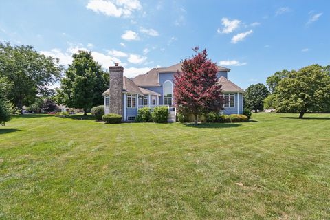 Tiny photo for 6605 Oakwood Manor Drive, Crystal Lake, IL 60012 (MLS # 12425088)