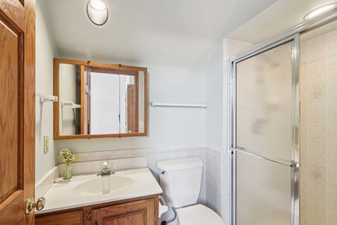 Tiny photo for 6605 Oakwood Manor Drive, Crystal Lake, IL 60012 (MLS # 12425088)