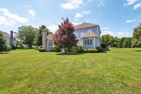 Tiny photo for 6605 Oakwood Manor Drive, Crystal Lake, IL 60012 (MLS # 12425088)