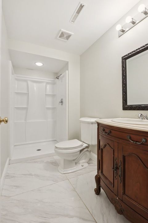 Tiny photo for 6605 Oakwood Manor Drive, Crystal Lake, IL 60012 (MLS # 12425088)