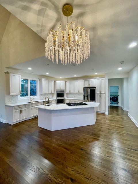 Tiny photo for 6605 Oakwood Manor Drive, Crystal Lake, IL 60012 (MLS # 12425088)