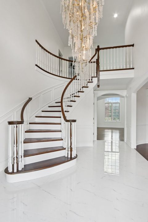 Tiny photo for 6605 Oakwood Manor Drive, Crystal Lake, IL 60012 (MLS # 12425088)