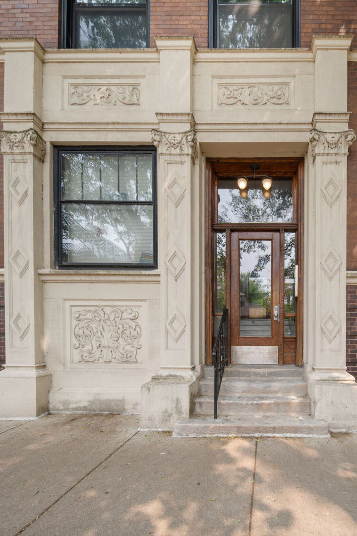 1410 E 56th Street 2