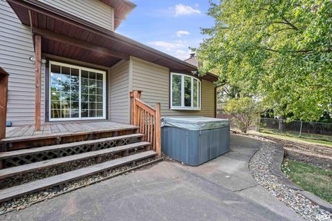 Tiny photo for 2506 E 35TH Street Court, Davenport, IA 52807 (MLS # QC4268753)