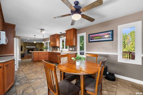 Tiny photo for 2506 E 35TH Street Court, Davenport, IA 52807 (MLS # QC4268753)