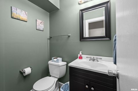 Tiny photo for 2506 E 35TH Street Court, Davenport, IA 52807 (MLS # QC4268753)