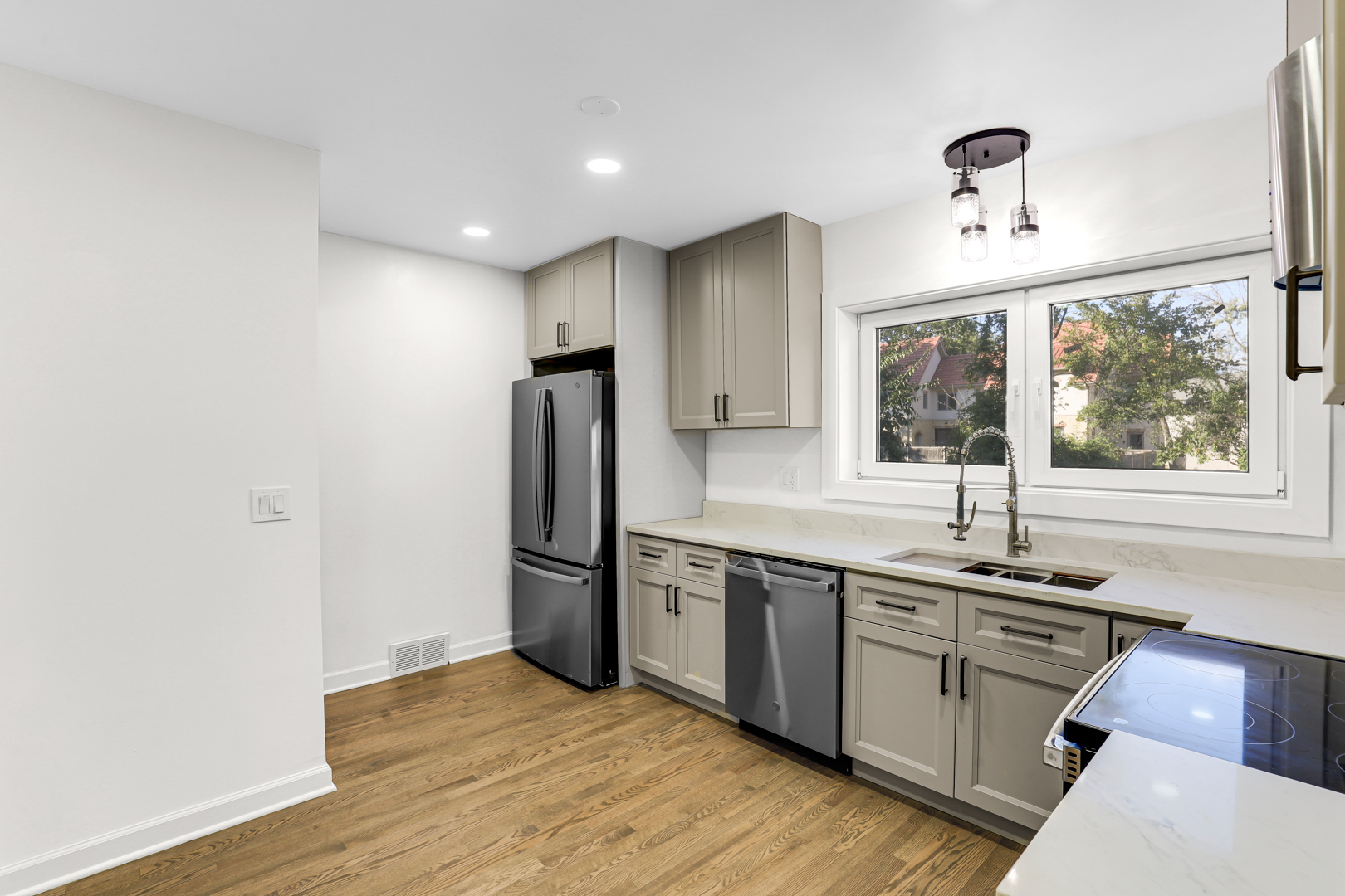 351 Jefferson Avenue